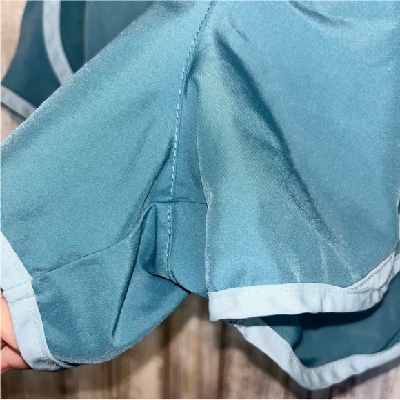 Nike 2 Tone Blue Tempo Shorts - Picture 3 of 5